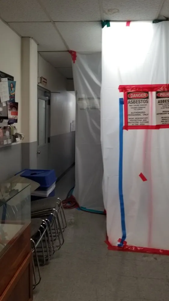 Water damage repair and restoration service in Menifee CA 92584 with professional drying equipment